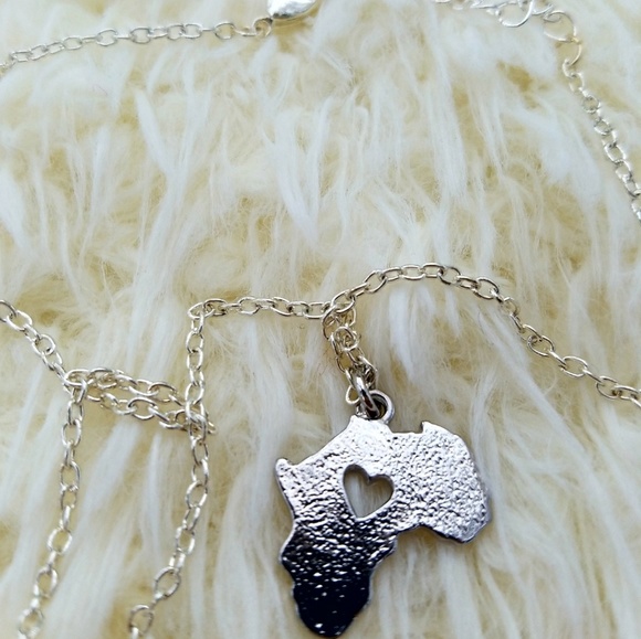 Love africa necklace - Picture 3 of 3